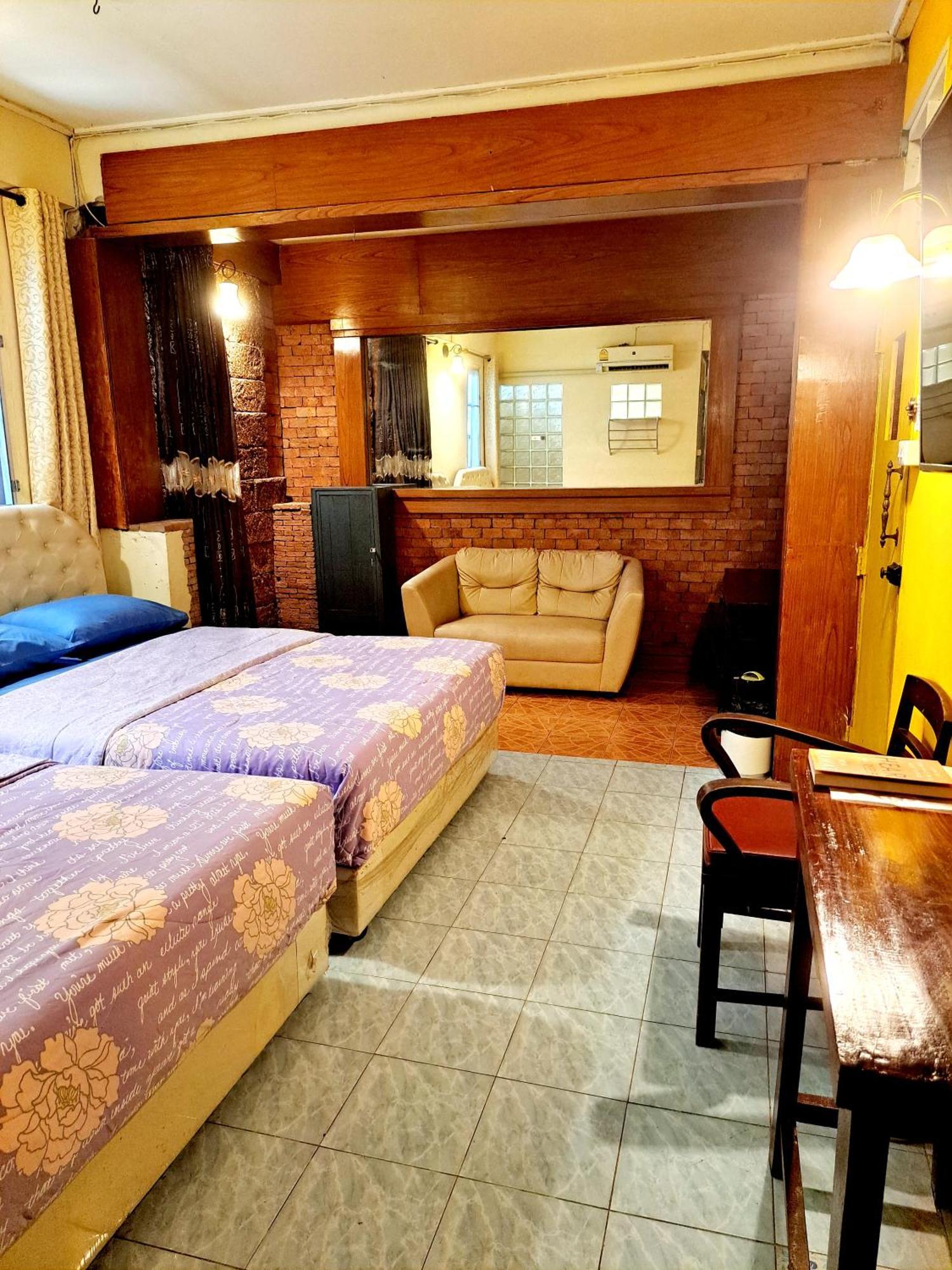 Cafe De Baan Raow Hotell Bangkok Eksteriør bilde