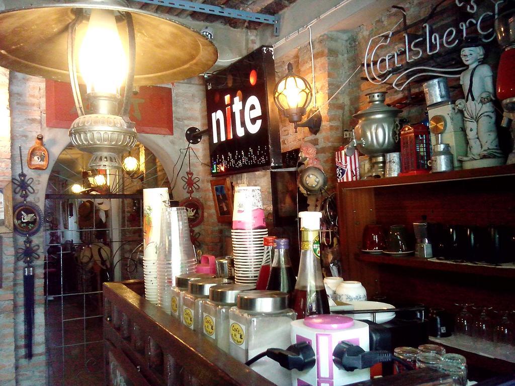 Cafe De Baan Raow Hotell Bangkok Eksteriør bilde